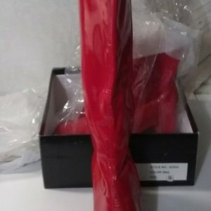 NIB Ellie red size 9 Vinyl Go Go boots side zip